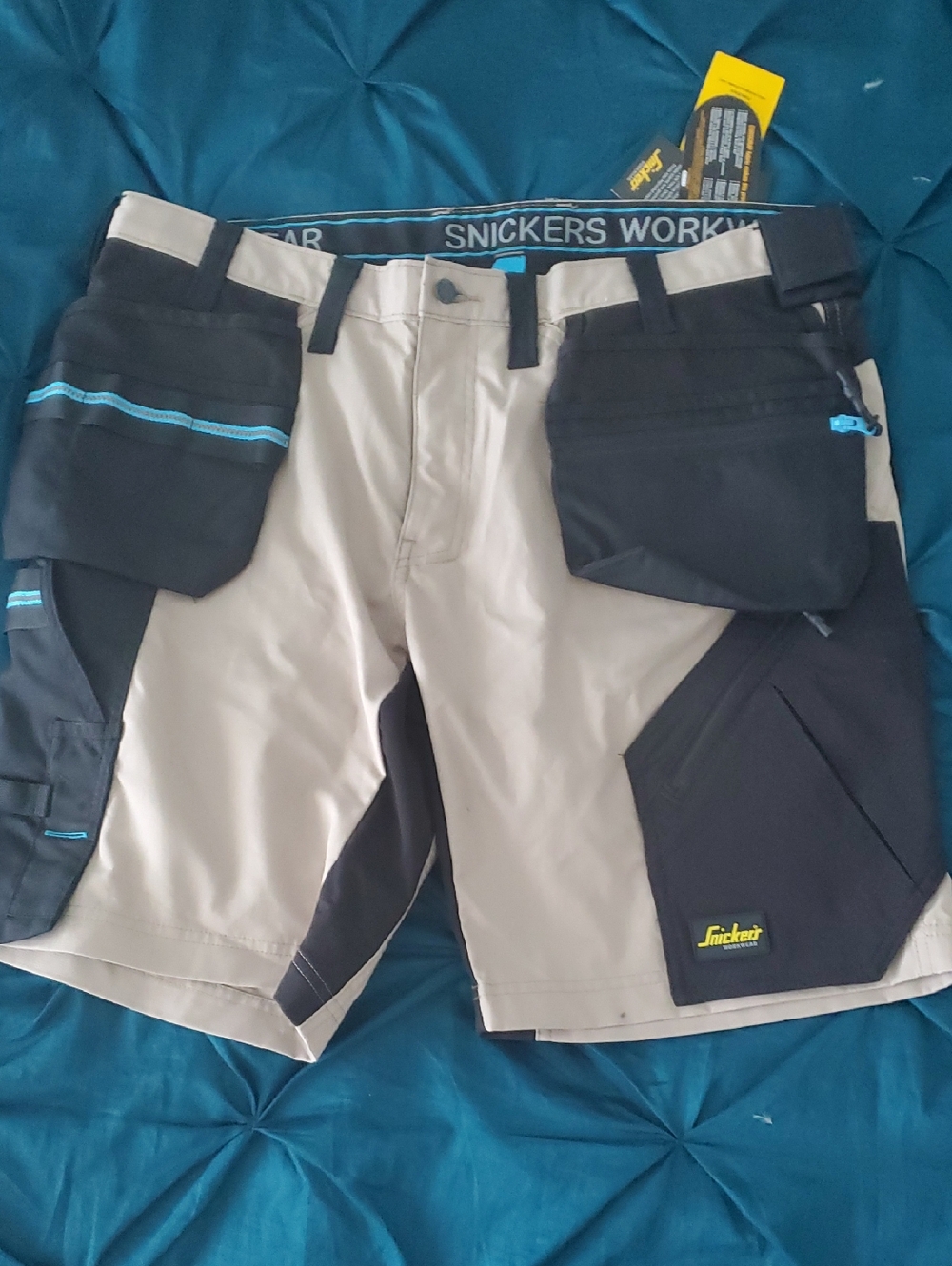 Men’s Tan and Black Cargo Shorts